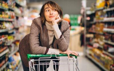 How to Shop the Perimeter and Aisles With a Budget in Mind